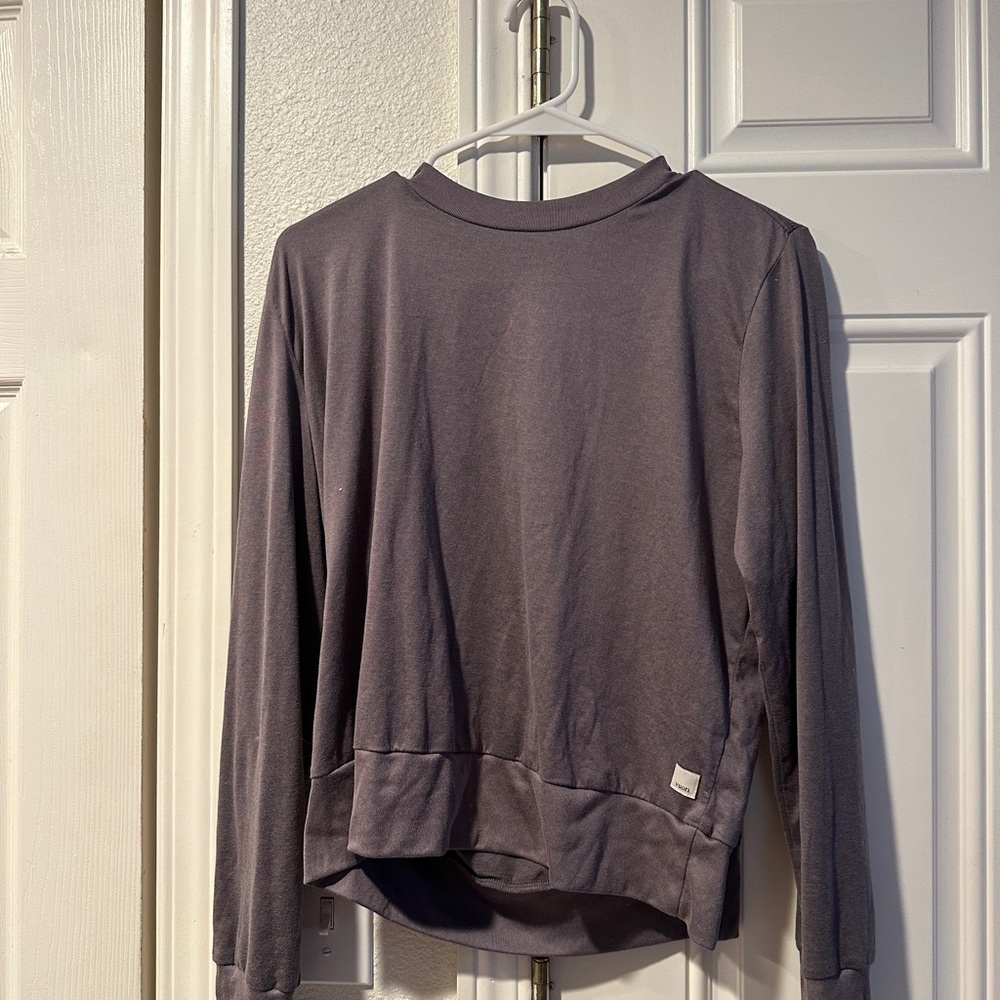 Vuori Long Sleeve Tee in Soft Plum
